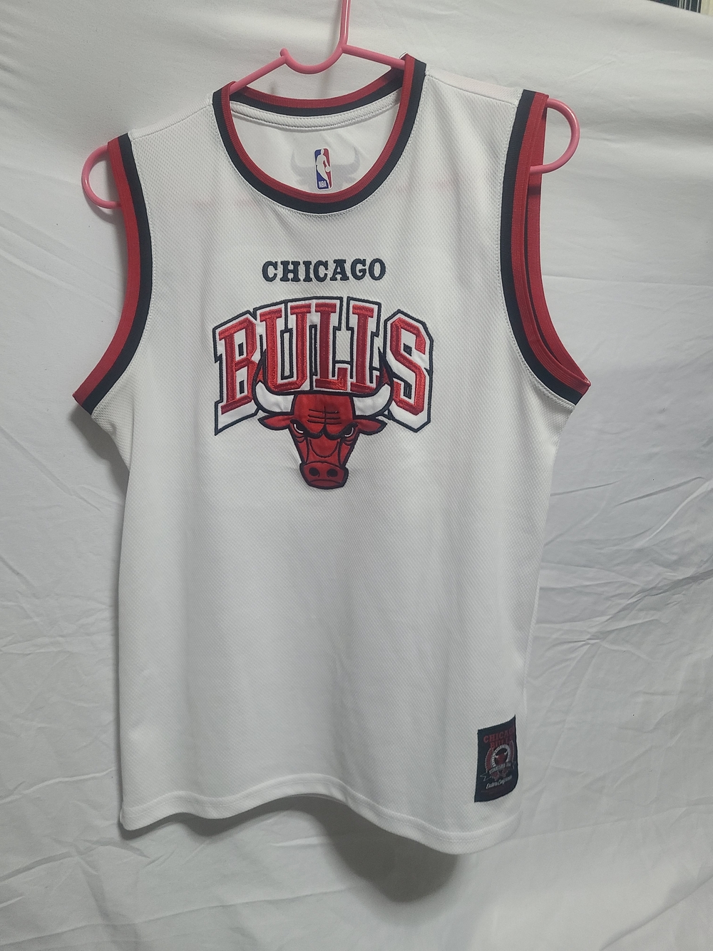 Chicago Bulls Boys Xl White & Red Jersey